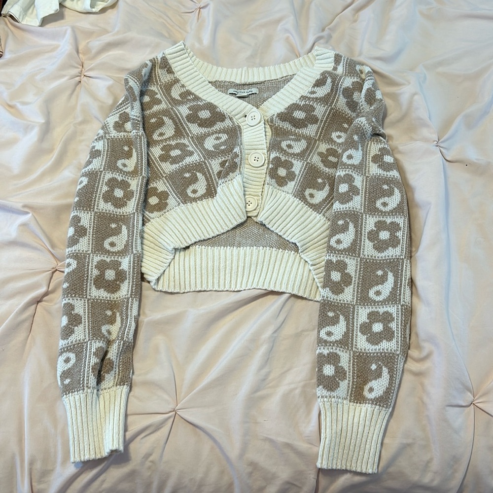Brown and cream American eagle yin and yang cropped cardigan